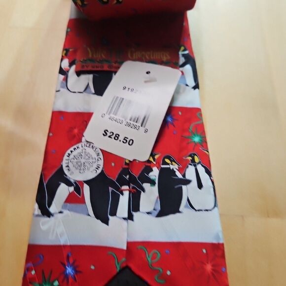 Hallmark Men's Penguins Partying Tie Red & White - Picture 8 of 8